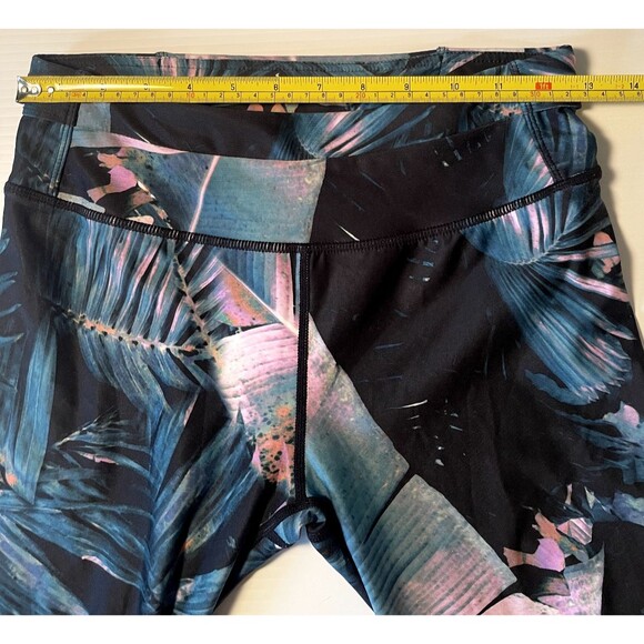 Fabletics Leggings Womens XS Extra Small Gia PowerLite Crop Capri Havana Pockets - Picture 8 of 10